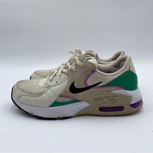 Nike Shoes - Nike Women’s 8 Air Max Excee Sanddrift Green Casual Sneakers